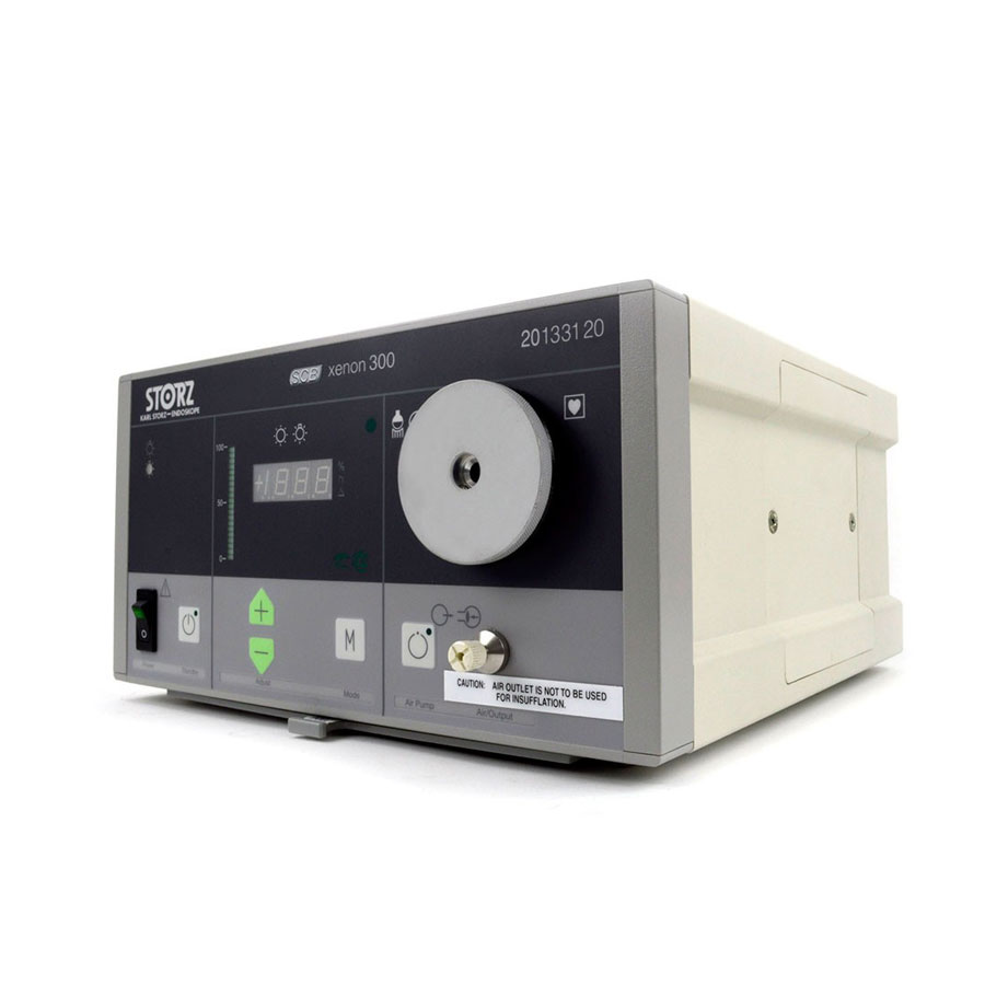 FUENTE DE LUZ KARL STORZ